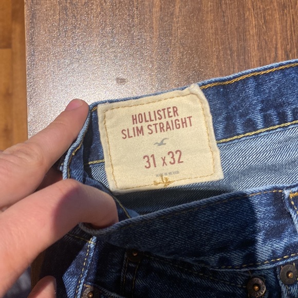 Hollister Slim Straight Jeans- Great Condition - Picture 2 of 2